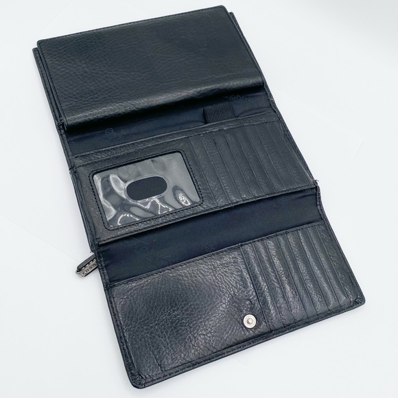 Fossil Leather Trifold Wallet - Picture 6 of 9